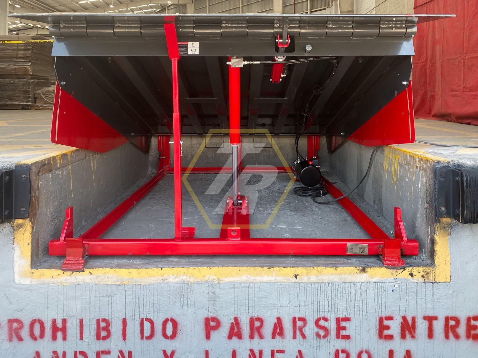 Hydraulic Dock Leveler